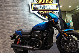 ꡼ No.017 | ХκŵTMCS2018˽ŸƤMonster Energy SupercrossסTT ISLE OF MANפҲ𡣥Хμ̿