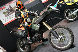 ꡼ No.021 | ХκŵTMCS2018˽ŸƤMonster Energy SupercrossסTT ISLE OF MANפҲ𡣥Хμ̿