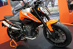 ꡼ No.027 | ХκŵTMCS2018˽ŸƤMonster Energy SupercrossסTT ISLE OF MANפҲ𡣥Хμ̿