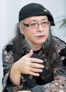 ���������꡼ No.008�Υ���ͥ������ / �ְ������ҡץ��꡼������ư���ȥᥬ�ƥ�ɤ����ڰ����������ŲĻ��ᡤ���饹�ȥ졼�����Υ��������祦��ˡ����꡼����1�ơֽ�����Τդ���ɱ�פˤĤ���ʹ����