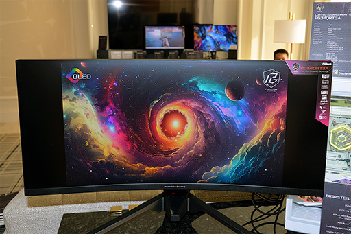 画像ギャラリー No.003のサムネイル画像 / 4K/240HzとフルHD/480Hz表示に対応する31.5型モデルなど,ASRockがゲーマー向けディスプレイを展示