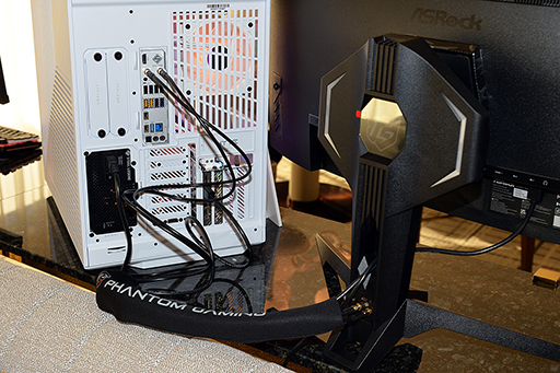 画像ギャラリー No.004のサムネイル画像 / 4K/240HzとフルHD/480Hz表示に対応する31.5型モデルなど,ASRockがゲーマー向けディスプレイを展示