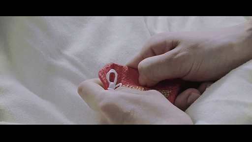 画像ギャラリー No.004のサムネイル画像 / 「クローズド・ナイトメア」,実験の“監視者”を名乗る千鶴のナレーションで展開する最新映像「監視者からのメッセージ」が公開