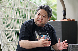 ���������꡼ No.003�Υ���ͥ������ / �֥ե����֥��󥰥���פ����ä��������ƹ���̤��åɥ����ڥåȡפ��ݡ��ȡ��ץ��ǥ塼�������а�ѵ���ؤΥߥ˥��󥿥ӥ塼��Ǻ�