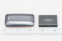画像ギャラリー No.007のサムネイル画像 / Samsung「Portable SSD X5」を試す。Thunderbolt 3接続のSSDはノートPCを使うゲーマーのベストチョイスか?