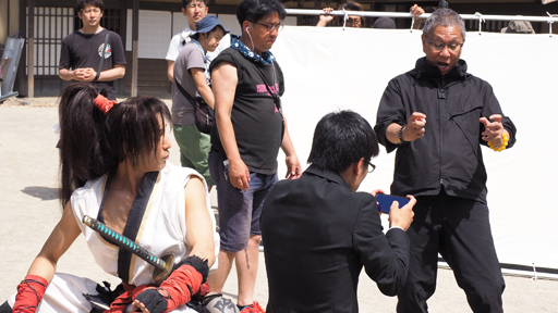 画像ギャラリー No.004のサムネイル画像 / 三池崇史氏の,映画と監督とゲームと原作のお話。「侍魂オンライン」CM撮影後のインタビューより