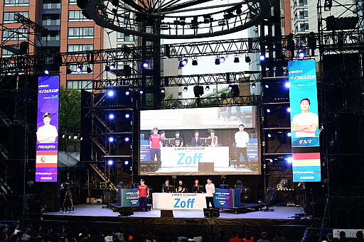 画像ギャラリー No.014のサムネイル画像 / 「ウイニングイレブン 2019」,e-Sports イノフェスCUP 決勝戦の模様をお届け。優勝したウイイレのプロ“Mayageka選手”にも話を聞いた