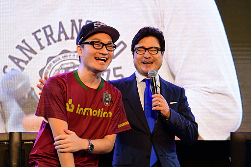 画像ギャラリー No.024のサムネイル画像 / 「ウイニングイレブン 2019」,e-Sports イノフェスCUP 決勝戦の模様をお届け。優勝したウイイレのプロ“Mayageka選手”にも話を聞いた