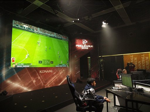 画像ギャラリー No.002のサムネイル画像 / 個人戦,チーム戦共にインドネシアが制した「PES LEAGUE 2019 ASIA REGIONAL FINALS」をレポート