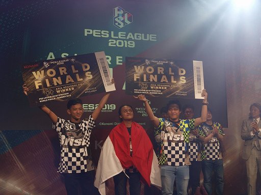 画像ギャラリー No.016のサムネイル画像 / 個人戦,チーム戦共にインドネシアが制した「PES LEAGUE 2019 ASIA REGIONAL FINALS」をレポート