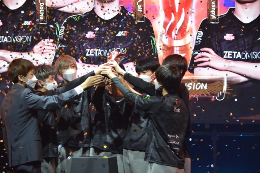 画像ギャラリー No.017のサムネイル画像 / 「Identity V」日本最強はZETA DIVISIONの手に。”2022 夏季 IdentityV Japan League”決勝大会レポート