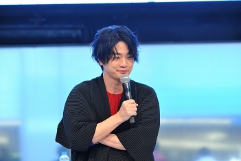 ꡼ No.010 | 㥹ȯɽդϪ줿ARGONAVIS from BanG Dream!AGF2019ڥ륹ơ٥Ȥݡ