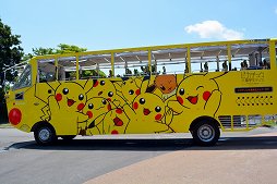画像ギャラリー No.002のサムネイル画像 / 「ピカチュウ大量発生チュウ!」に先駆けて,「ピカチュウ」ラッピングの水陸両用バスが7月21日から運行。試乗会の模様をレポート