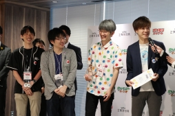 ���������꡼ No.006�Υ���ͥ������ / �֥ݥ���󥫡��ɥ�����פȡ֥ݥ���� �ԥ����֥��פ��Ӥ򶥤��֥ݥ�������й���פ����š�UUUM��120�λ������Τ�ĺ����