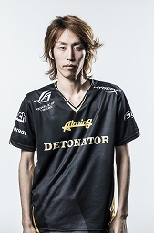 画像ギャラリー No.002のサムネイル画像 / 「NBA 2K19」,10月24日に「元サッカー日本代表・前園真聖が本気でNBAに挑んでみた」の最終回が配信