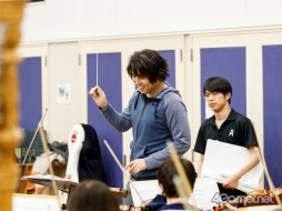 画像ギャラリー No.003のサムネイル画像 / 「アイカツ!シリーズ」オーケストラコンサートのリハーサルをレポート。指揮・水戸博之氏と編曲・穴沢弘慶氏のコメントも掲載