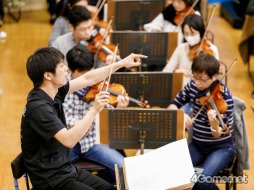 画像ギャラリー No.005のサムネイル画像 / 「アイカツ!シリーズ」オーケストラコンサートのリハーサルをレポート。指揮・水戸博之氏と編曲・穴沢弘慶氏のコメントも掲載