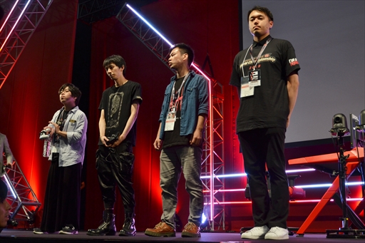 画像ギャラリー No.003のサムネイル画像 / 「DEAD OR ALIVE 6 Fatal Match in Japan」フォトレポート。オンラインで研鑽を積んだニューヒーロー,シマズ選手が優勝を飾る