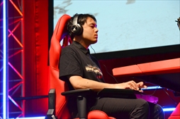 画像ギャラリー No.010のサムネイル画像 / 「DEAD OR ALIVE 6 Fatal Match in Japan」フォトレポート。オンラインで研鑽を積んだニューヒーロー,シマズ選手が優勝を飾る