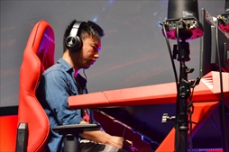 画像ギャラリー No.015のサムネイル画像 / 「DEAD OR ALIVE 6 Fatal Match in Japan」フォトレポート。オンラインで研鑽を積んだニューヒーロー,シマズ選手が優勝を飾る