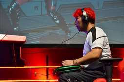 画像ギャラリー No.024のサムネイル画像 / 「DEAD OR ALIVE 6 Fatal Match in Japan」フォトレポート。オンラインで研鑽を積んだニューヒーロー,シマズ選手が優勝を飾る