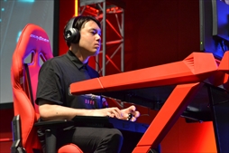 画像ギャラリー No.028のサムネイル画像 / 「DEAD OR ALIVE 6 Fatal Match in Japan」フォトレポート。オンラインで研鑽を積んだニューヒーロー,シマズ選手が優勝を飾る