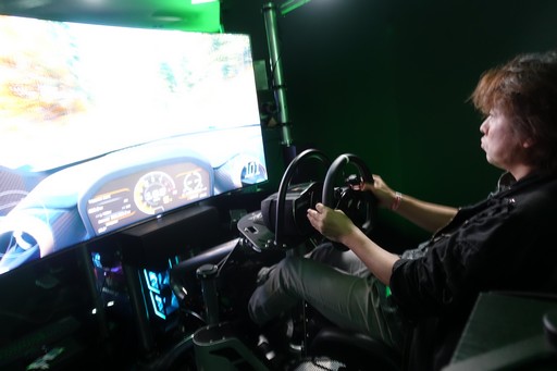 ���������꡼ No.004�Υ���ͥ������ / ��E3 2018�ϥ����ꥹ������Υ��꡼���ǿ����Forza Horizon 4�פ�̥�Ϥ����롣ưŪ�ʵ���ΰܤ��Ѥ�꤬�졼��������˱ƶ���Ϳ����