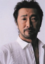 画像ギャラリー No.009のサムネイル画像 / 「デビル メイ クライ 5」のイメージソングはHYDEさん書き下ろしの新曲「MAD QUALIA」。日本語ボイス版トレイラーも公開