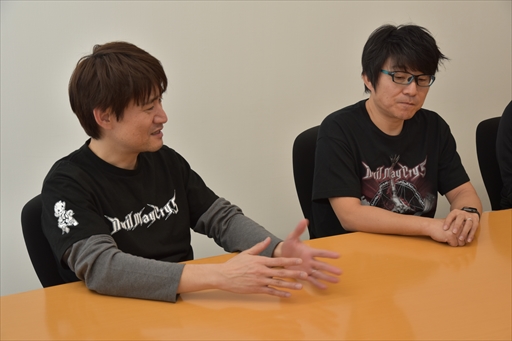 画像ギャラリー No.010のサムネイル画像 / 「デビル メイ クライ 5」開発者インタビュー。3人目の主人公,魔獣を使役する謎の男「V(ブイ)」の誕生秘話に迫る