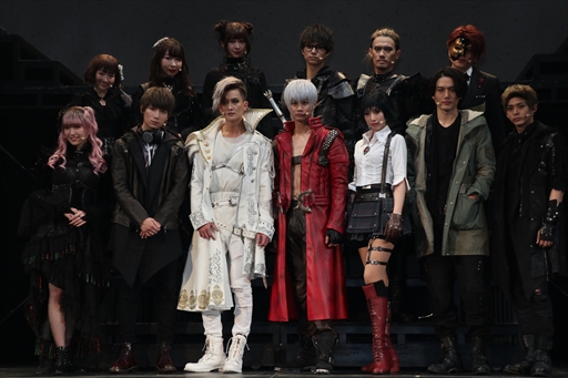 画像ギャラリー No.003のサムネイル画像 / いよいよ開幕,「DEVIL MAY CRY -THE LIVE HACKER-」ゲネプロをレポート。ライブ演奏を演出に取り入れ,スタイリッシュな世界観を再現