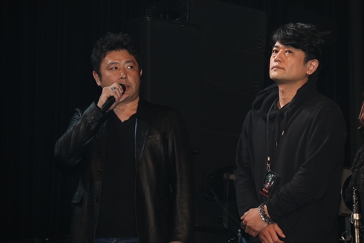 画像ギャラリー No.004のサムネイル画像 / いよいよ開幕,「DEVIL MAY CRY -THE LIVE HACKER-」ゲネプロをレポート。ライブ演奏を演出に取り入れ,スタイリッシュな世界観を再現