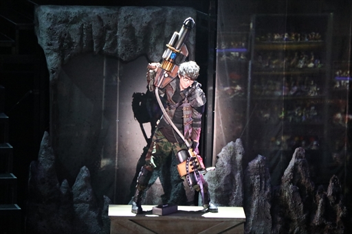 画像ギャラリー No.012のサムネイル画像 / いよいよ開幕,「DEVIL MAY CRY -THE LIVE HACKER-」ゲネプロをレポート。ライブ演奏を演出に取り入れ,スタイリッシュな世界観を再現