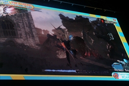 画像ギャラリー No.017のサムネイル画像 / 「デビル メイ クライ 5」発売前夜イベントレポート。「ブラッディパレス」の新情報が明かされ,豪華ゲストがシリーズへの熱い思いを語った