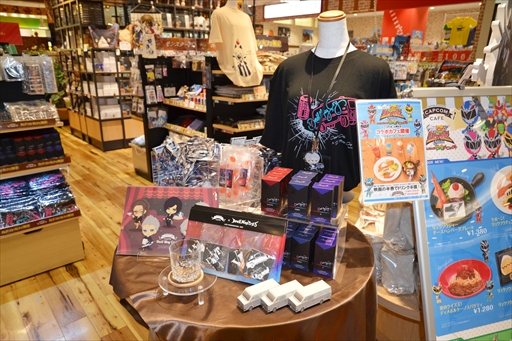 画像ギャラリー No.013のサムネイル画像 / 「デビル メイ クライ 5」と「MHW:ICEBORNE」を題材としたメニューが9月5日よりカプコンカフェ2店舗で展開。試食会レポートをお届け