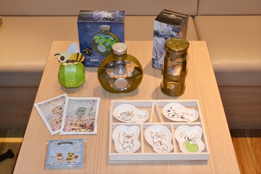 画像ギャラリー No.025のサムネイル画像 / 「デビル メイ クライ 5」と「MHW:ICEBORNE」を題材としたメニューが9月5日よりカプコンカフェ2店舗で展開。試食会レポートをお届け