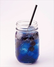 画像ギャラリー No.054のサムネイル画像 / 「デビル メイ クライ 5」と「MHW:ICEBORNE」を題材としたメニューが9月5日よりカプコンカフェ2店舗で展開。試食会レポートをお届け