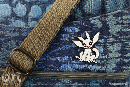 画像ギャラリー No.011のサムネイル画像 / 「Ori and the Will of the Wisps」とコラボしたTシャツ,ぬいぐるみ,ピンバッジなど最新グッズが登場