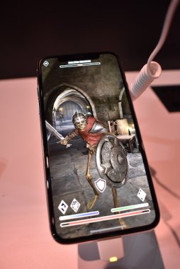 画像集 No.003のサムネイル画像 / ［E3 2018］TESシリーズの新作スマホタイトル「The Elder Scrolls: Blades」が試遊出展。基本操作やグラフィックス，バトルを確認してきた