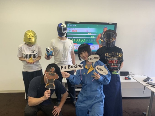 画像ギャラリー No.002のサムネイル画像 / 「Fit Boxing」の企業公式Twitter対抗戦が10月10日に開催。優勝企業予想キャンペーンは10月9日まで実施