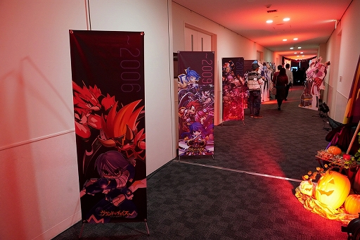 画像ギャラリー No.008のサムネイル画像 / 「グランドチェイス -次元の追跡者-」のオフラインイベント「レッドナイツ発足式」をレポート。ロードマップやコラボ情報も明らかに