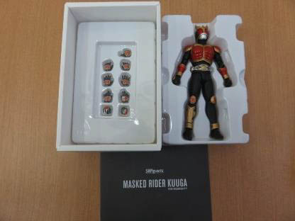 画像ギャラリー No.003のサムネイル画像 / 「ヤフオク!」で検索されたワードに基づく「2019年上半期急上昇キーワードランキング」が発表。ゲーム関連では「FOOTISTA」と「バイオハザード RE:2」がランク入り