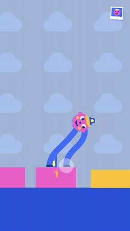 画像ギャラリー No.001のサムネイル画像 / グニャグニャな足でバランスを取りながら歩こう。iOS向けアクション「kORi WALk」を紹介する「(ほぼ)日刊スマホゲーム通信」第1800回