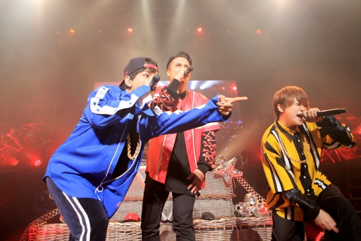 声で殴り合う男たちが熱い火花を散らした ヒプノシスマイク Division Rap Battle 3rd Live オダイバ 韻踏闘技大會 ライブレポート