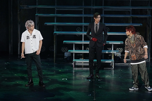 画像ギャラリー No.005のサムネイル画像 / 目に,耳に「ヒプマイ」世界が殴りかかってくる。「『ヒプノシスマイク-Division Rap Battle-』Rule the Stage -track.1-」ゲネプロレポート