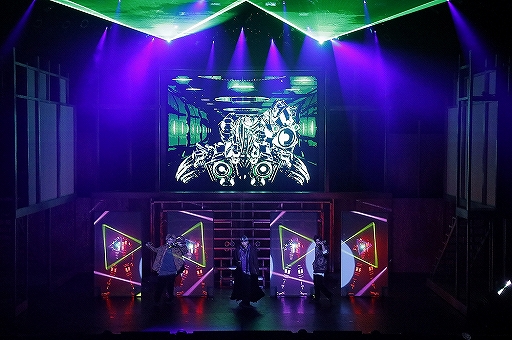 画像ギャラリー No.009のサムネイル画像 / 目に,耳に「ヒプマイ」世界が殴りかかってくる。「『ヒプノシスマイク-Division Rap Battle-』Rule the Stage -track.1-」ゲネプロレポート