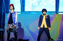 ���������꡼ No.003�Υ���ͥ������ / 4�ǥ��ӥ���󤬥Х��Х�������¼�������������2��14���ˤ˹Ԥ�줿�֥ҥץ��ơ����������ͤ��ݡ���