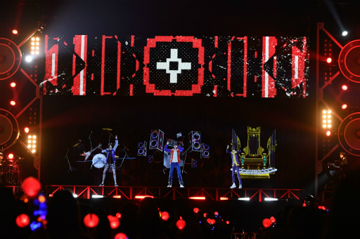 画像ギャラリー No.004のサムネイル画像 / 「ヒプマイ」初の3DCGライブが開演! 生き生きとしたディビジョンメンバー,生バンドとDJでぶち上がった千葉公演をレポート