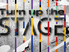 ����ҥץޥ���β��ڥ���Х��Turn up the Stage�פΥ��㥱�åȼ̿�������