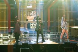 画像ギャラリー No.005のサムネイル画像 / 「ヒプノシスマイク NO TICKET LIVE 3時間生放送!CROSS A LINE SP」の公式レポート公開