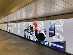 画像ギャラリー No.004のサムネイル画像 / 「ヒプノシスマイク」,JR新宿駅に国内最大規模大型サイネージに5周年映像が登場